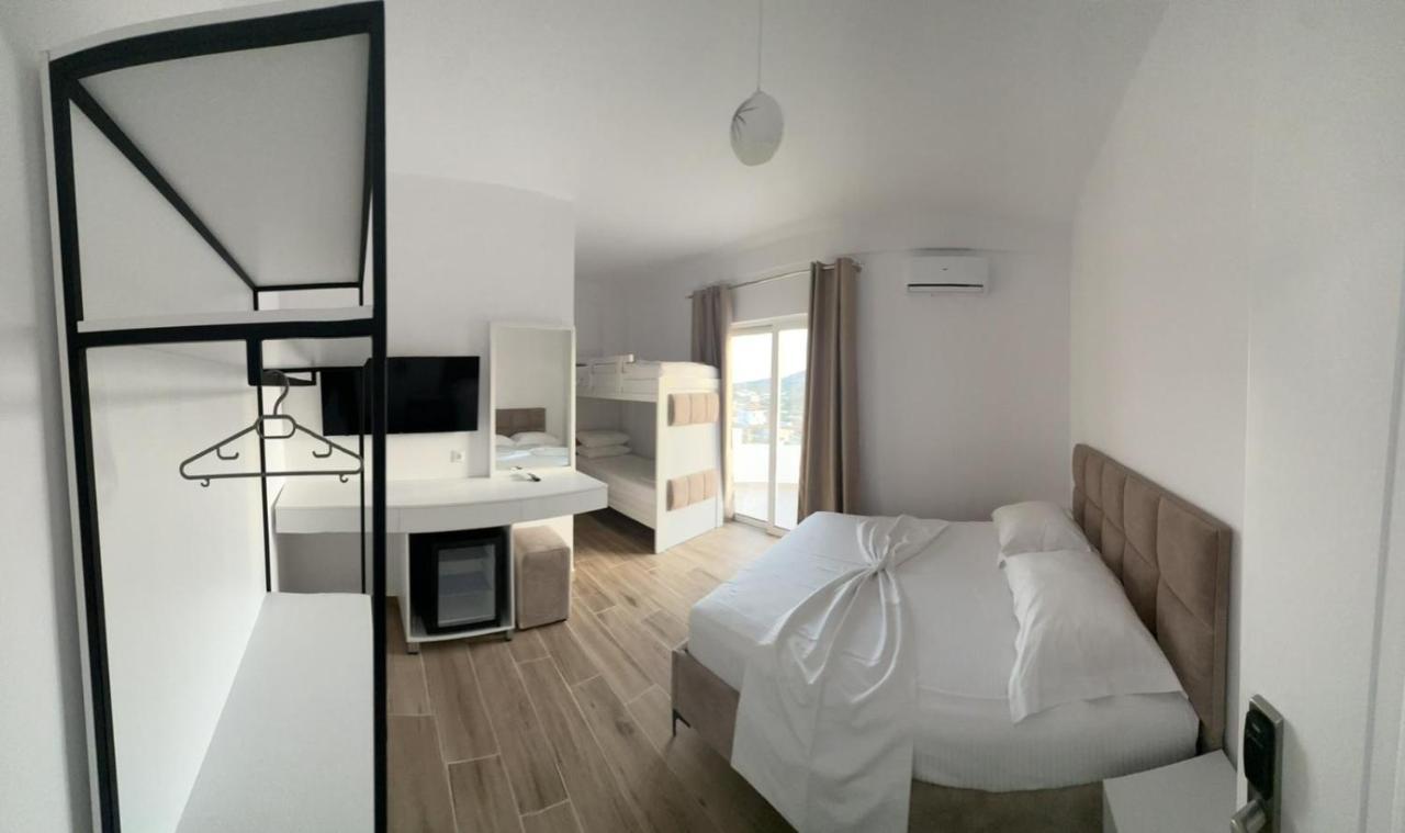 Hotel Belle Vue Ksamil Eksteriør bilde