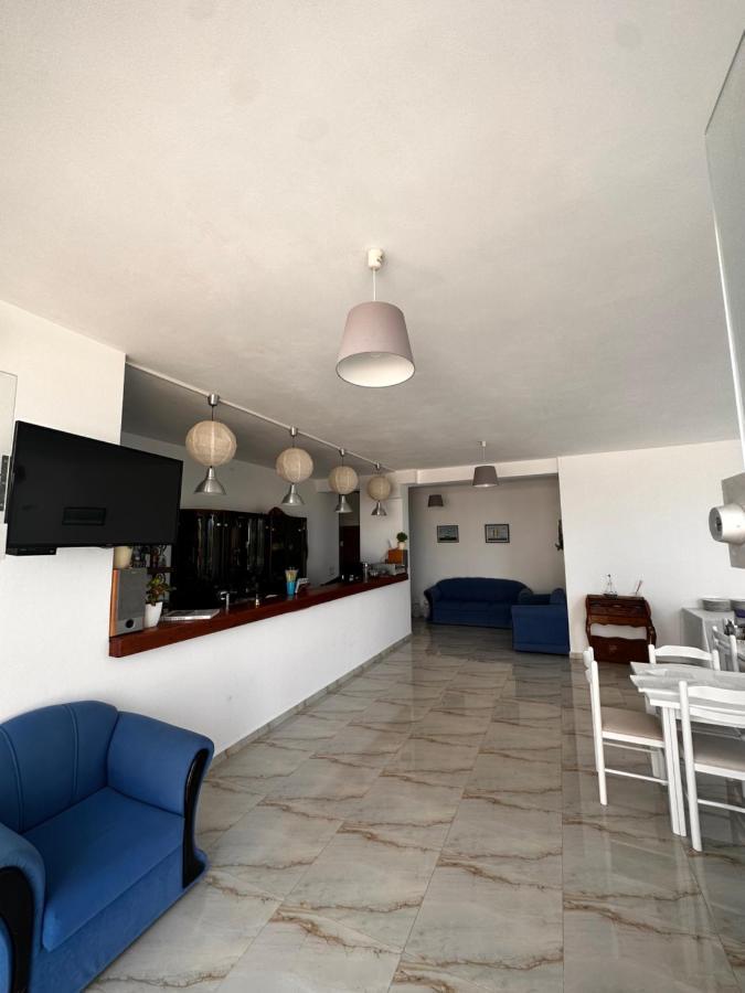 Hotel Belle Vue Ksamil Eksteriør bilde
