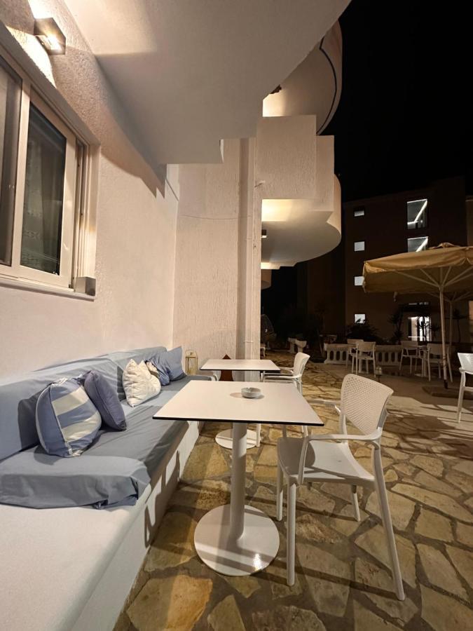 Hotel Belle Vue Ksamil Eksteriør bilde