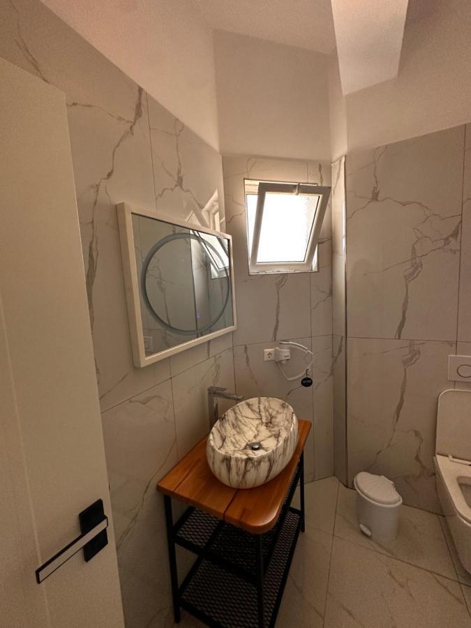 Hotel Belle Vue Ksamil Eksteriør bilde