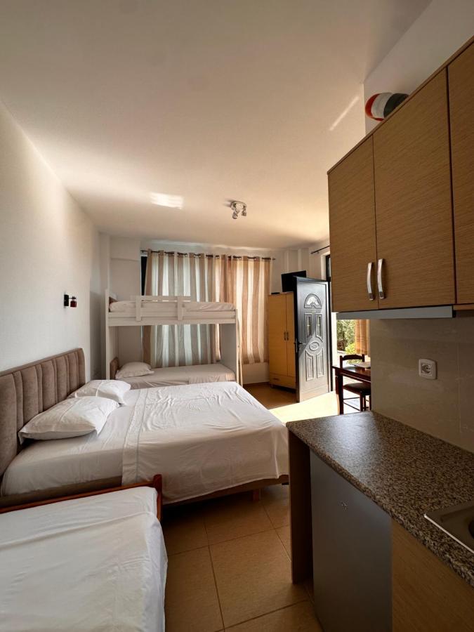Hotel Belle Vue Ksamil Eksteriør bilde