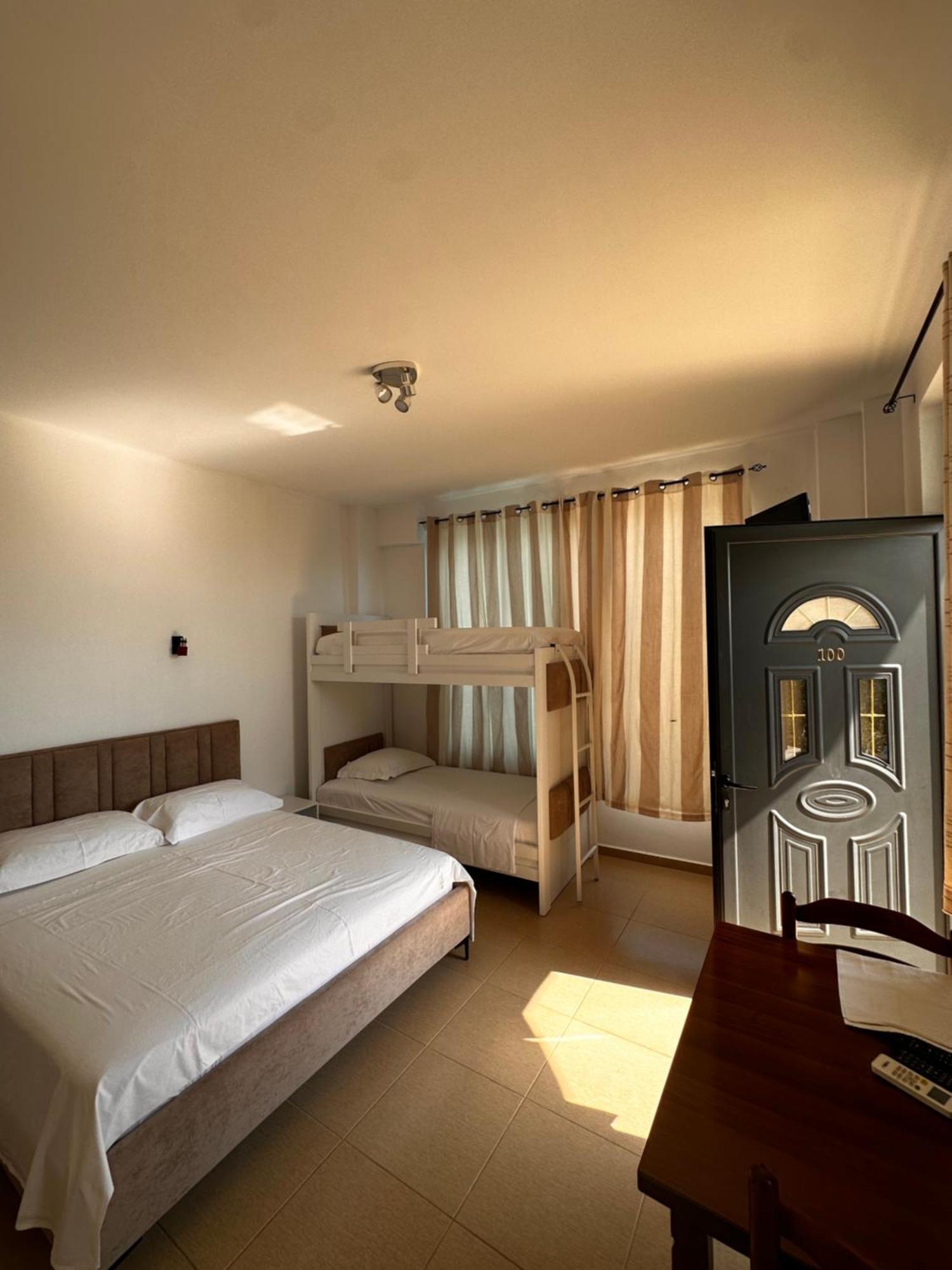 Hotel Belle Vue Ksamil Eksteriør bilde