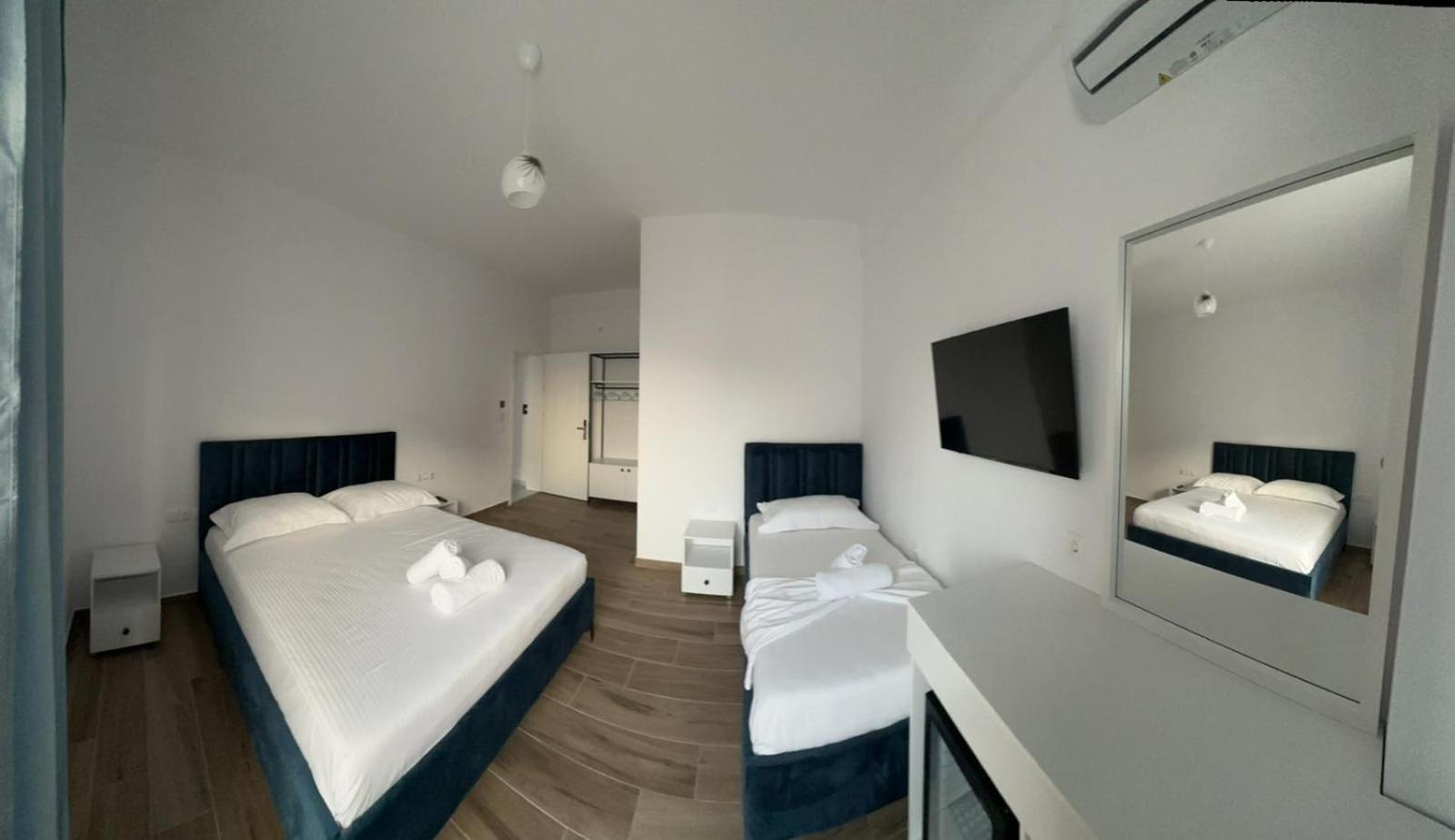Hotel Belle Vue Ksamil Eksteriør bilde